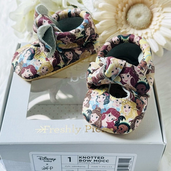 Freshly Picked X Disney Princess Squad Mocs - Picture 2 of 7